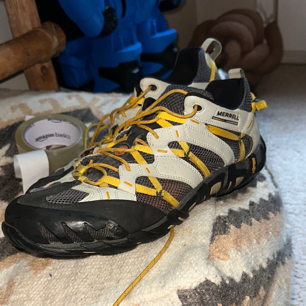 Merrell Water Hiking Shoes - Picture 1 of 4